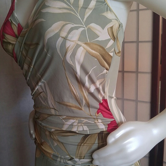 Dress - Picture 3 of 8